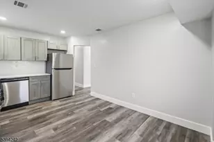 97 Newport Ave, Franklin Township, NJ 08873 - Photo 29