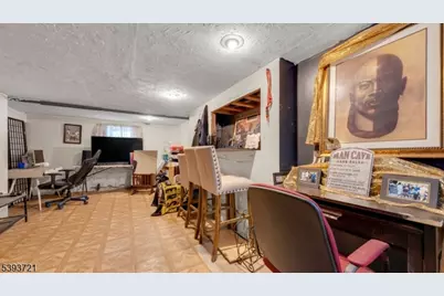 307 Eastern Pkwy, Newark, NJ 07106 - Photo 3