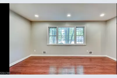 112 Greenbrook Rd, Green Brook Township, NJ 08812 - Photo 3