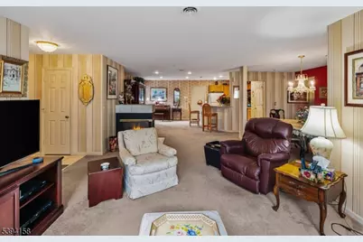 25 Mayer Dr, Clifton, NJ 07012 - Photo 3