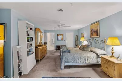 25 Mayer Dr, Clifton, NJ 07012 - Photo 19