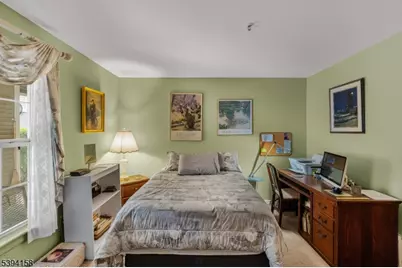 25 Mayer Dr, Clifton, NJ 07012 - Photo 21