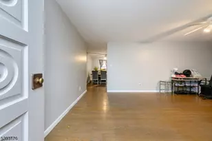 1037 Hamilton St, Franklin Township, NJ 08873 - Photo 3