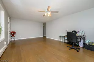 1037 Hamilton St, Franklin Township, NJ 08873 - Photo 5