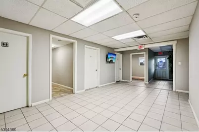 99 Berkshire Ave, Paterson, NJ 07502 - Photo 21