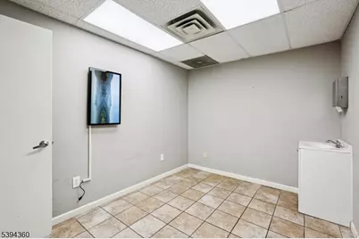 99 Berkshire Ave, Paterson, NJ 07502 - Photo 13