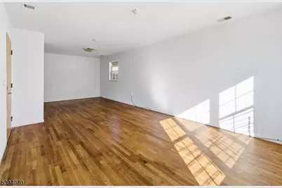 55 Lincoln Ave, Newark, NJ 07104 - Photo 5