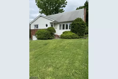 7 Yantacaw Pl, Nutley, NJ 07110 - Photo 1