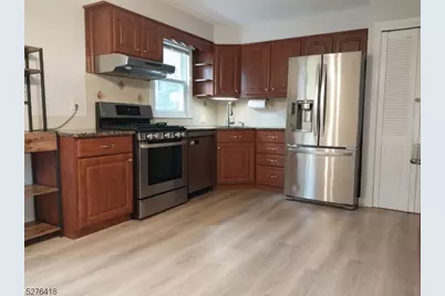 13 Shrump Pl, West Orange Township, NJ 07052 - Photo 3