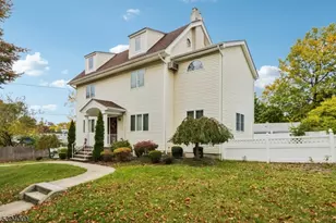 15 E Pierrepont Ave, Rutherford, NJ 07070 - Photo 3