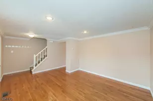 8 Constitution Way, Franklin Boro, NJ 07416 - Photo 5