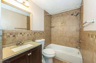 8 Constitution Way, Franklin Boro, NJ 07416 - Photo 17