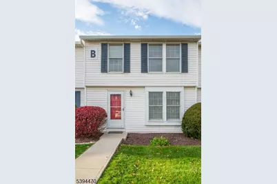 8 Constitution Way, Franklin Boro, NJ 07416 - Photo 3