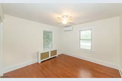 69 W Hanover Ave, Morris Plains, NJ 07950 - Photo 29