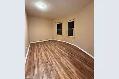 389 Amherst St, East Orange, NJ 07018 - Photo 7