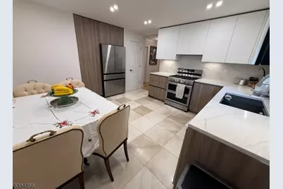 18 Aubrey St, Summit, NJ 07901 - Photo 5