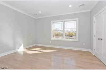 8 Gregory Rd, Springfield, NJ 07081 - Photo 13