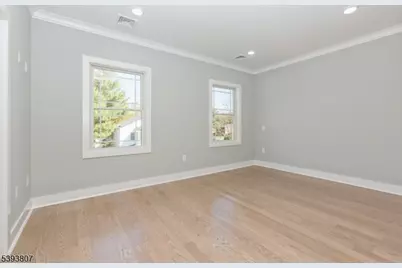 8 Gregory Rd, Springfield, NJ 07081 - Photo 17