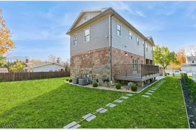 8 Gregory Rd, Springfield, NJ 07081 - Photo 23