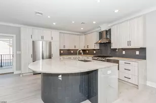 8 Gregory Rd, Springfield, NJ 07081 - Photo 1