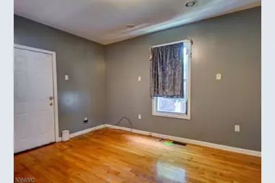 231 Waverly Pl, South Orange, NJ 07079 - Photo 23