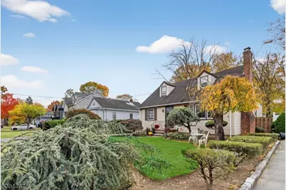 352 Myrtle Ave, Scotch Plains Township, NJ 07076 - Photo 5