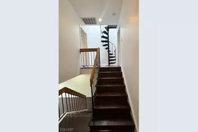 163 Marion Dr, West Orange Township, NJ 07052 - Photo 7