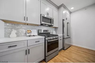 37 Farrand St #402, Bloomfield Twp., NJ 07003 - Photo 11