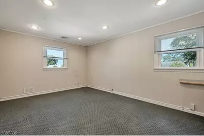 30 Brant Ave, Clark Township, NJ 07066 - Photo 19