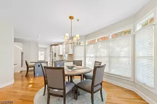 601 Lindabury Ln, Tewksbury Township, NJ 07979 - Photo 7