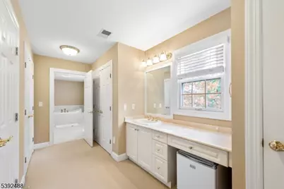 601 Lindabury Ln, Tewksbury Township, NJ 07979 - Photo 15