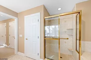 601 Lindabury Ln, Tewksbury Township, NJ 07979 - Photo 17