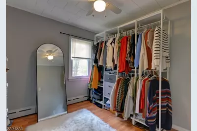 332 Elmira Trl, Hopatcong, NJ 07843 - Photo 9