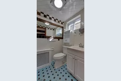 332 Elmira Trl, Hopatcong, NJ 07843 - Photo 17