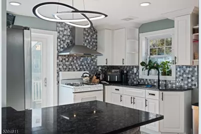 419 Bernard Ave, Linden, NJ 07036 - Photo 9