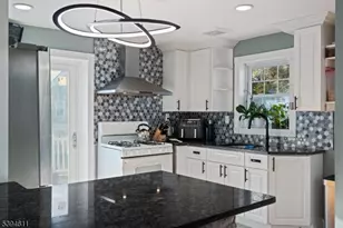 419 Bernard Ave, Linden, NJ 07036 - Photo 9