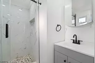 419 Bernard Ave, Linden, NJ 07036 - Photo 25