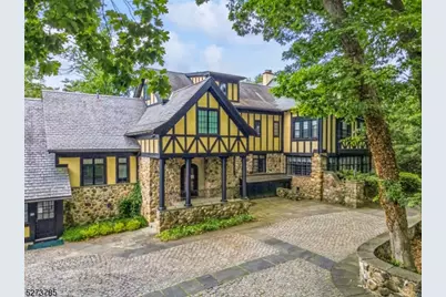 131 Rensselaer Rd, Essex Fells, NJ 07021 - Photo 7