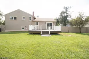 2 Kemp Dr, Springfield, NJ 07081 - Photo 25