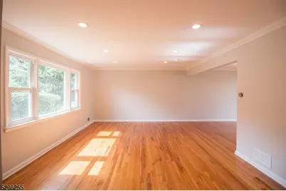 2 Kemp Dr, Springfield, NJ 07081 - Photo 3