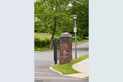 251-B Elmwynd Dr, City Of Orange Twp., NJ 07050 - Photo 19