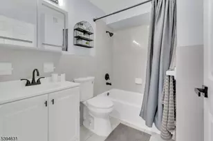 237 Rose St, Newark, NJ 07108 - Photo 9