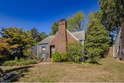 520 Ayres Ave, North Plainfield, NJ 07063 - Photo 1