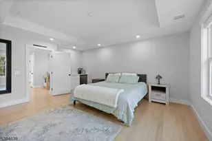 574 Ridgedale Ave, East Hanover Township, NJ 07936 - Photo 13