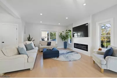 574 Ridgedale Ave, East Hanover Township, NJ 07936 - Photo 11