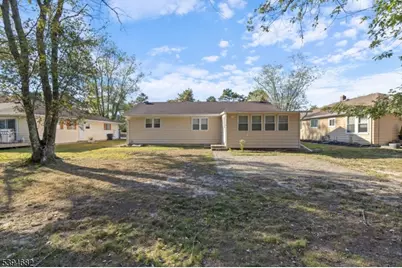 26 Fort De France Ave, Berkeley Township, NJ 08757 - Photo 23