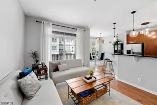 176 Winchester Ct, Clifton, NJ 07013 - Photo 1