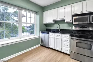 121 Country Club, Union Township, NJ 07083 - Photo 3