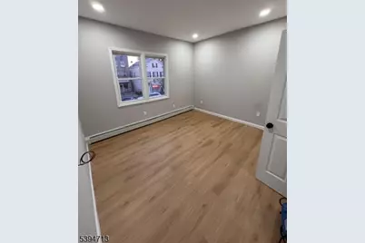 437 Elizabeth Ave, Elizabeth, NJ 07206 - Photo 3