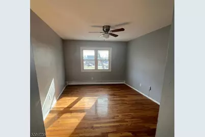 26 Clinton St #9, Belleville Twp., NJ 07109 - Photo 5